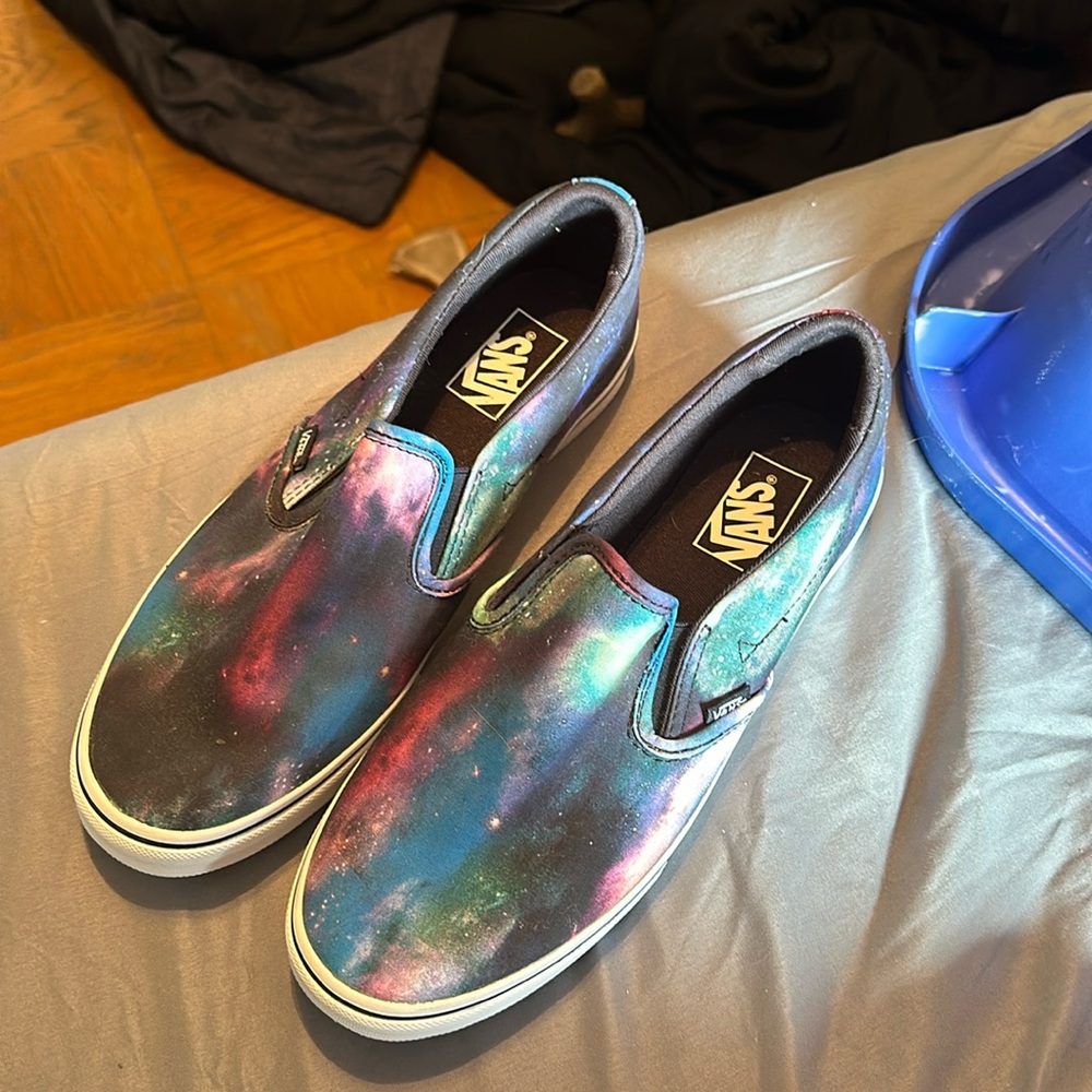 Vans Galaxy Slip-Ons